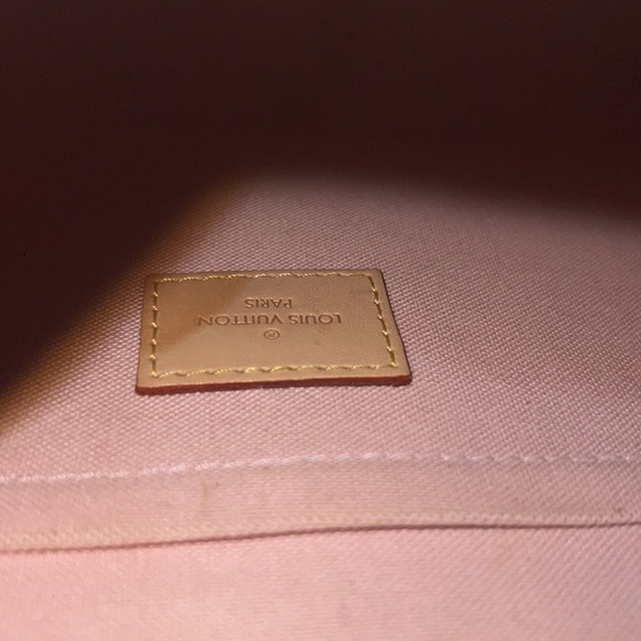 Authentic Louis Vuitton croisette in azur/pink interior - Picture 13 of 17
